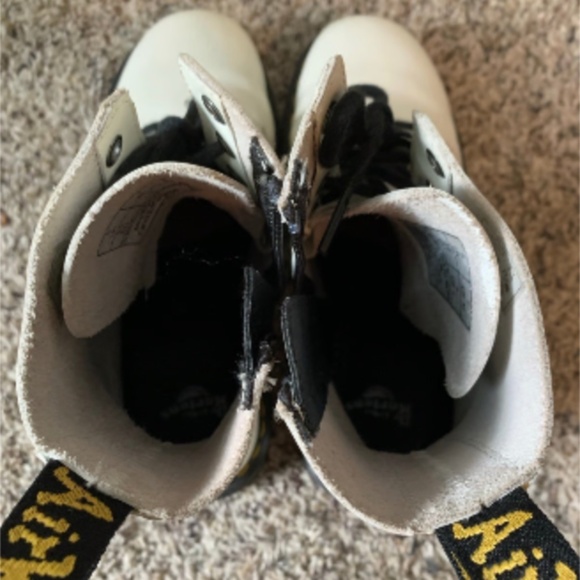 Size 7 Dr. Martens Jadon Platform Boots - Picture 3 of 14